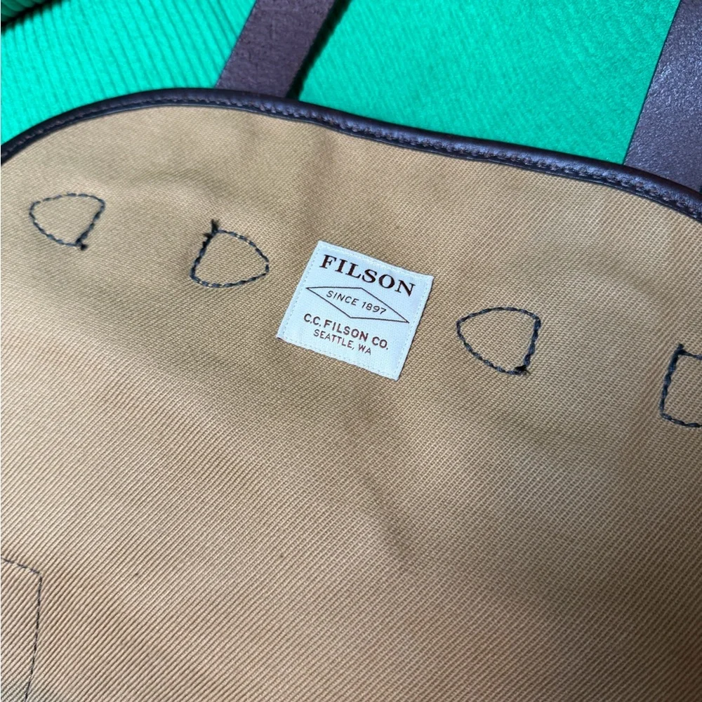 Filson Rugged Twill Rucksack - Picture 4 of 6